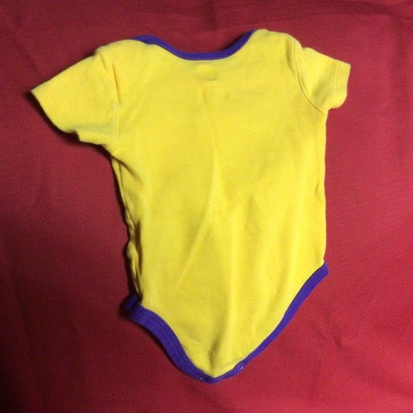 NFL MINNESOTA Vikings onesie - Picture 2 of 2